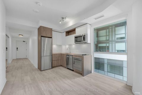 Photo 15 at 337 - 60 Princess Street, Waterfront Communities C8, Toronto