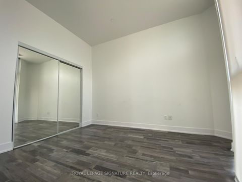 Photo 13 at 105 - 99 The Donway W, Don Mills, Toronto