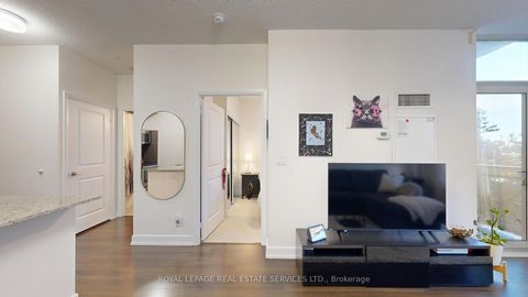 Photo 15 at 216 - 6 Eva Road, Etobicoke West Mall, Toronto