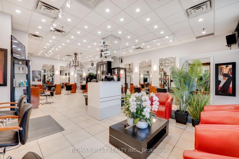 Photo 12 at 102 - 3292 Bayview Avenue, Newtonbrook East, Toronto