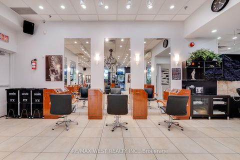 Photo 16 at 102 - 3292 Bayview Avenue, Newtonbrook East, Toronto