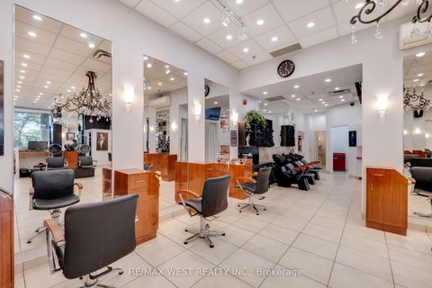 Photo 17 at 102 - 3292 Bayview Avenue, Newtonbrook East, Toronto