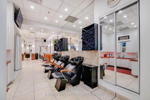 Photo 22 at 102 - 3292 Bayview Avenue, Newtonbrook East, Toronto