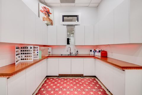 Photo 23 at 102 - 3292 Bayview Avenue, Newtonbrook East, Toronto