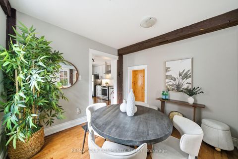 Photo 8 at 30 Elizabeth Street S, Mill Pond, Richmond Hill