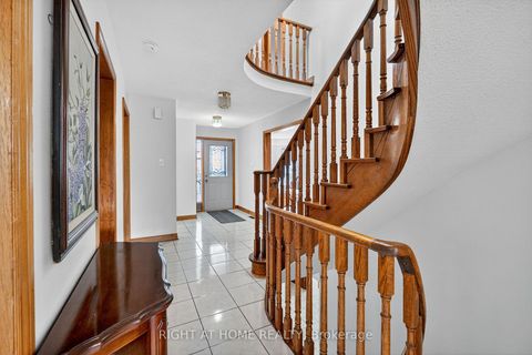 Photo 5 at 291 Andy Crescent, Elder Mills, Vaughan