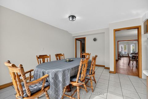 Photo 14 at 291 Andy Crescent, Elder Mills, Vaughan