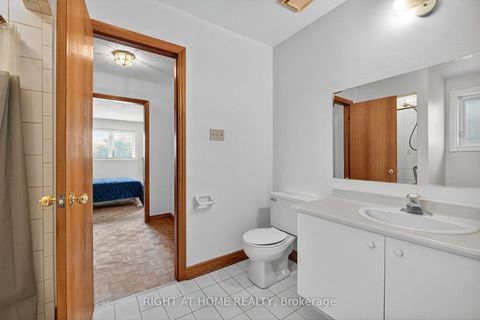 Photo 23 at 291 Andy Crescent, Elder Mills, Vaughan