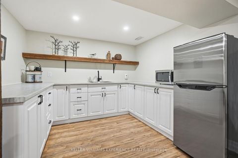 Photo 38 at 68 Kempenfelt Drive, North Shore, Barrie