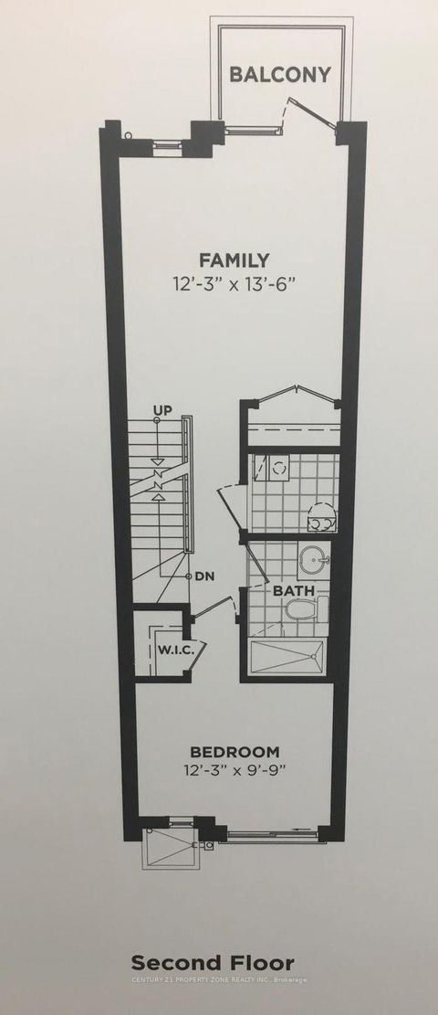 Photo 13 at 102 - 110 Canon Jackson Drive, Amesbury, Toronto