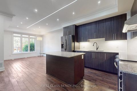 Photo 13 at TH 28 - 9 Oakburn Crescent, Willowdale East, Toronto