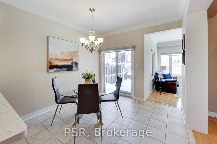 Photo 17 at 9 White Beach Crescent, Patterson, Vaughan