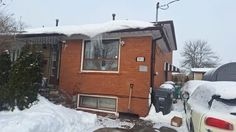 Photo 1 at 7053 Harwick Drive, Malton, Mississauga