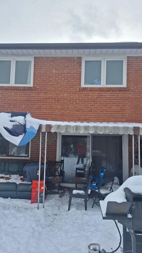 Photo 3 at 7053 Harwick Drive, Malton, Mississauga