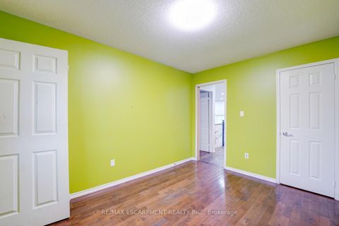 Photo 21 at 1140 Beneford Road, Eastdale, Oshawa