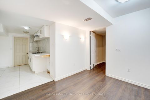 Photo 25 at 1140 Beneford Road, Eastdale, Oshawa