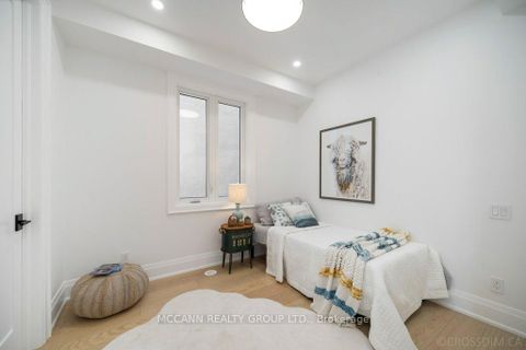 Photo 20 at 72 Woburn Avenue, Lawrence Park North, Toronto