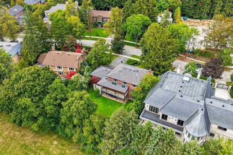 Photo 1 at 11 Tudor Gate, York Mills, Toronto