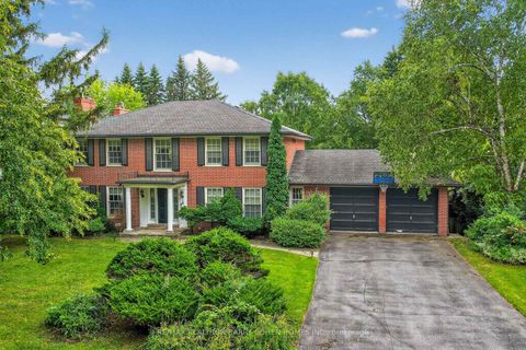 Photo 3 at 11 Tudor Gate, York Mills, Toronto