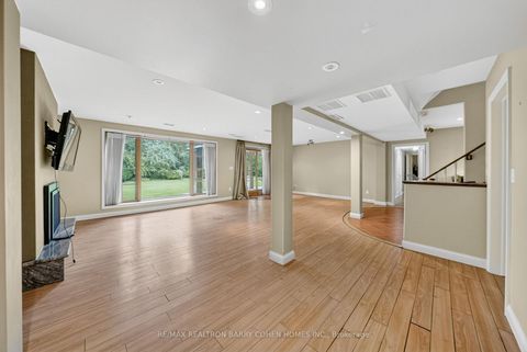 Photo 19 at 11 Tudor Gate, York Mills, Toronto