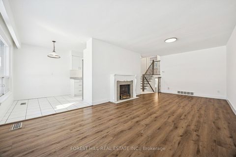Photo 7 at 26 Fenside Drive, Donalda, Toronto