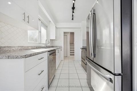 Photo 12 at 26 Fenside Drive, Donalda, Toronto