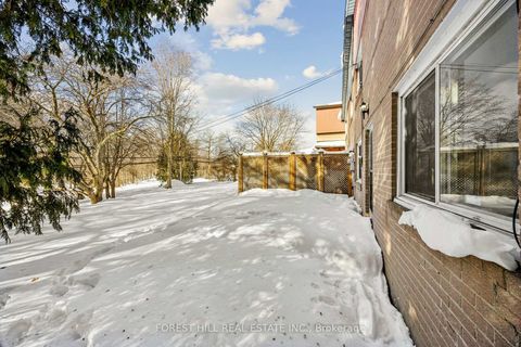 Photo 34 at 26 Fenside Drive, Donalda, Toronto