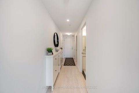 Photo 4 at 510 - 408 Browns Line, Alderwood, Toronto