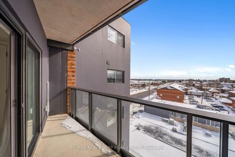 Photo 15 at 510 - 408 Browns Line, Alderwood, Toronto