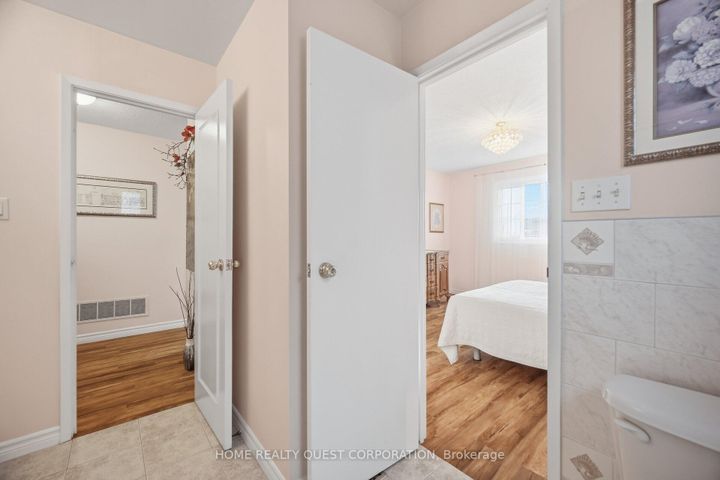 Photo 21 at 6330 Lorca Crescent, Meadowvale, Mississauga