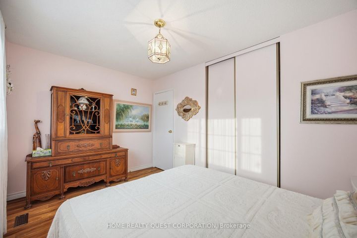 Photo 24 at 6330 Lorca Crescent, Meadowvale, Mississauga