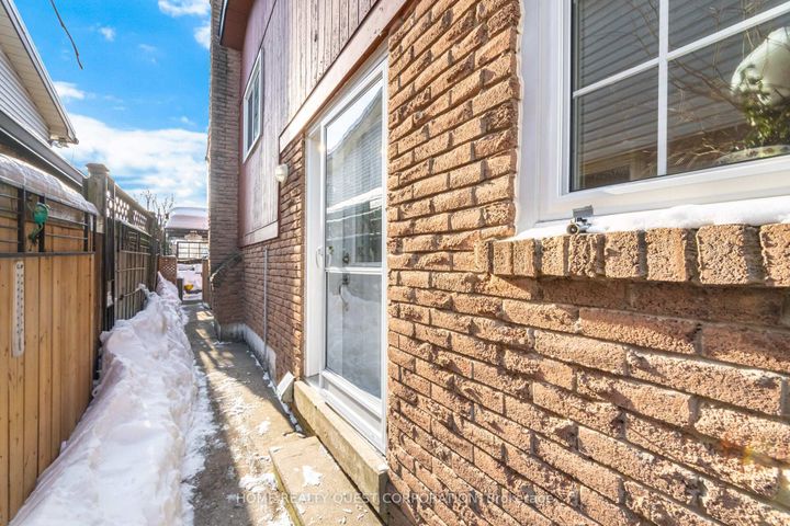 Photo 44 at 6330 Lorca Crescent, Meadowvale, Mississauga