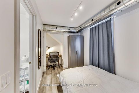 Photo 10 at 205 Bathurst Street, Chinatown, Toronto