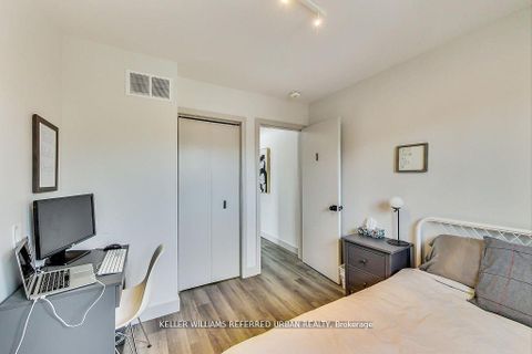 Photo 25 at 205 Bathurst Street, Chinatown, Toronto