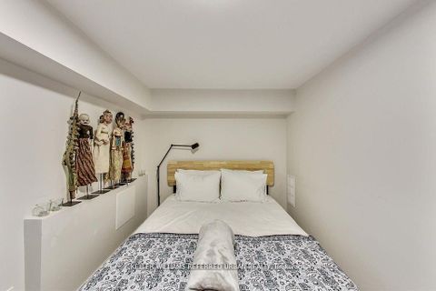 Photo 41 at 205 Bathurst Street, Chinatown, Toronto