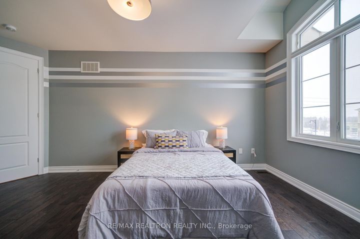 Photo 26 at 18 Giardina Crescent, Bayview Hill, Richmond Hill