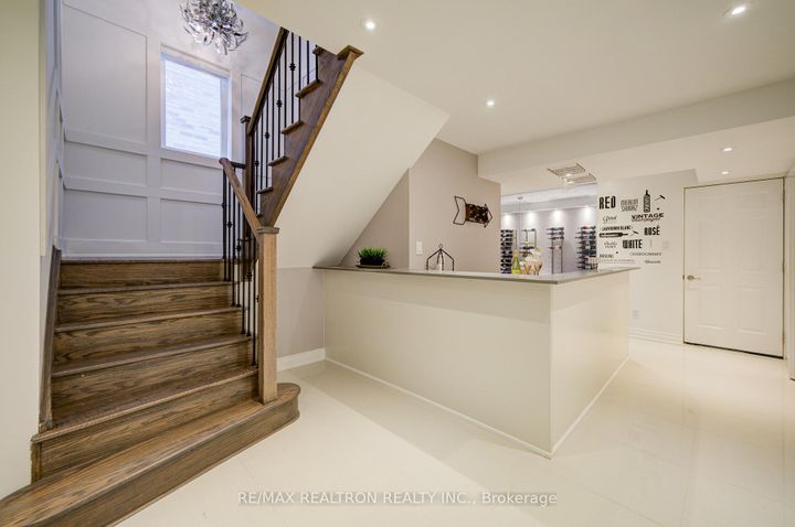 Photo 43 at 18 Giardina Crescent, Bayview Hill, Richmond Hill