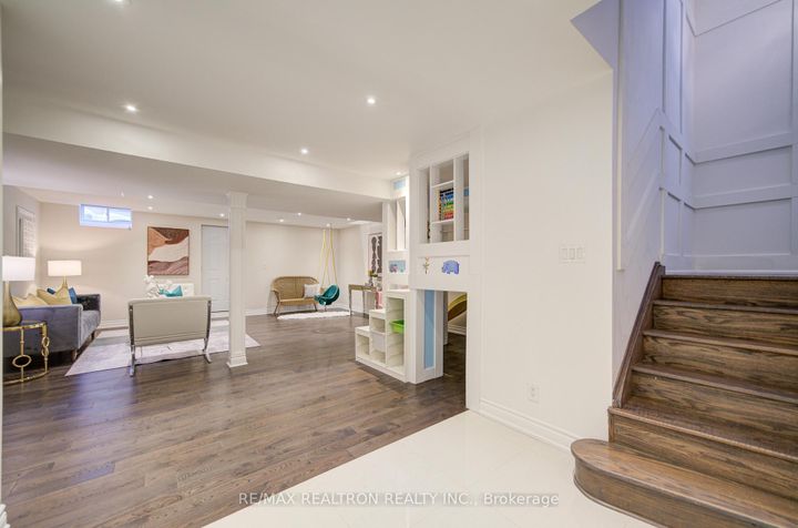 Photo 44 at 18 Giardina Crescent, Bayview Hill, Richmond Hill