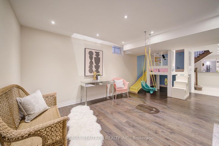 Photo 45 at 18 Giardina Crescent, Bayview Hill, Richmond Hill