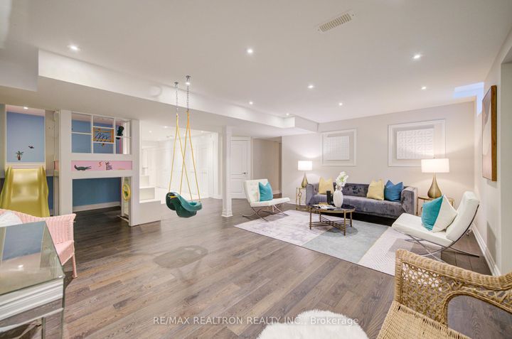 Photo 46 at 18 Giardina Crescent, Bayview Hill, Richmond Hill