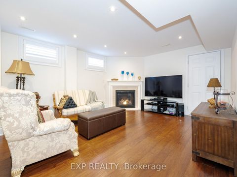 Photo 36 at 44 Philson Court, Cookstown, Innisfil