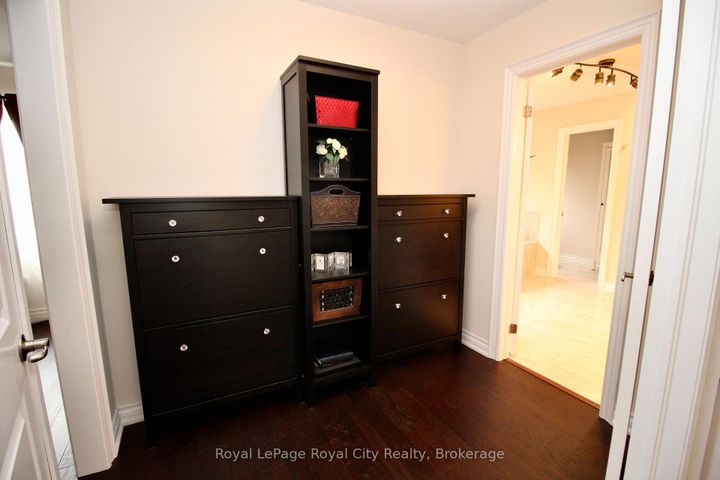 Photo 21 at 39 Dalmeny Drive, Credit Valley, Brampton