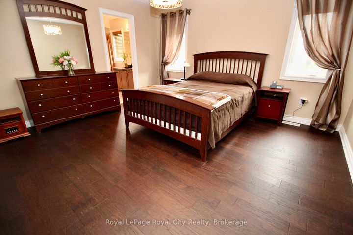 Photo 24 at 39 Dalmeny Drive, Credit Valley, Brampton