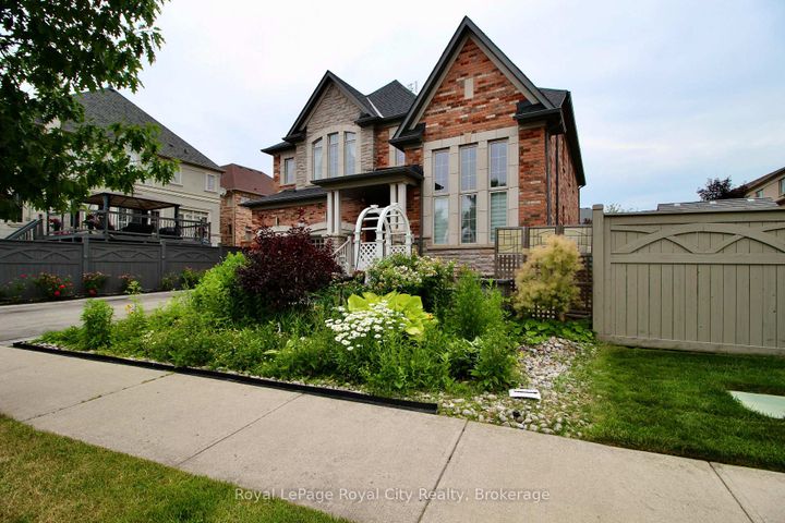 Photo 49 at 39 Dalmeny Drive, Credit Valley, Brampton