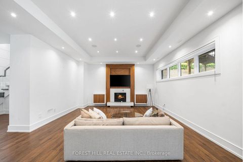 Photo 39 at 416 Patricia Avenue, Newtonbrook West, Toronto