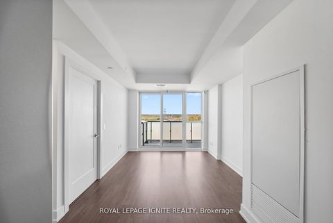 Photo 11 at 906 - 2550 Simcoe Street N, Windfields, Oshawa