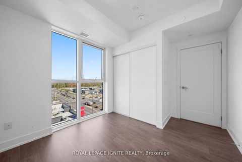 Photo 14 at 906 - 2550 Simcoe Street N, Windfields, Oshawa