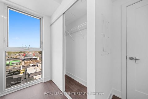 Photo 16 at 906 - 2550 Simcoe Street N, Windfields, Oshawa