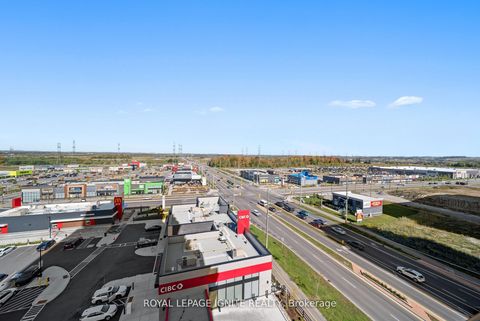 Photo 21 at 906 - 2550 Simcoe Street N, Windfields, Oshawa