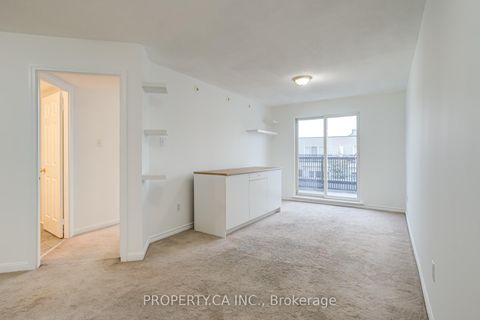 Photo 14 at 2083 - 65 George Appleton Way E, CFB, Toronto